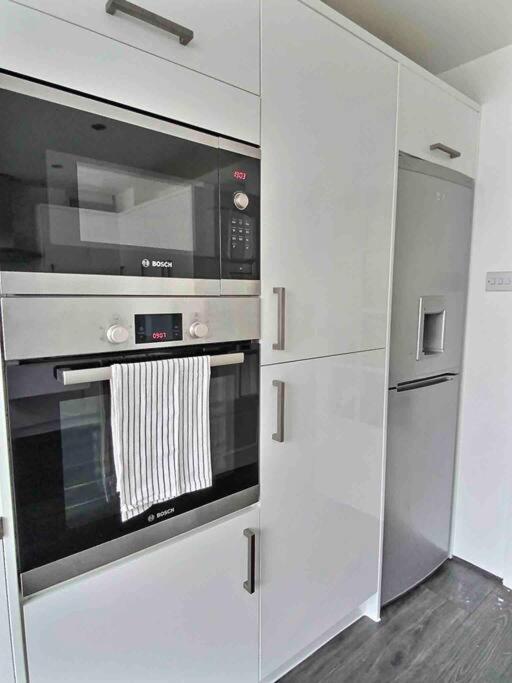 Home In Solihull - Near Nec, Bhx & Solihull Town Centre Μπέρμιγχαμ Εξωτερικό φωτογραφία